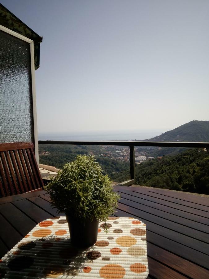 Tigullio Vacations: Lo Chalet Sul Mare Leivi ภายนอก รูปภาพ