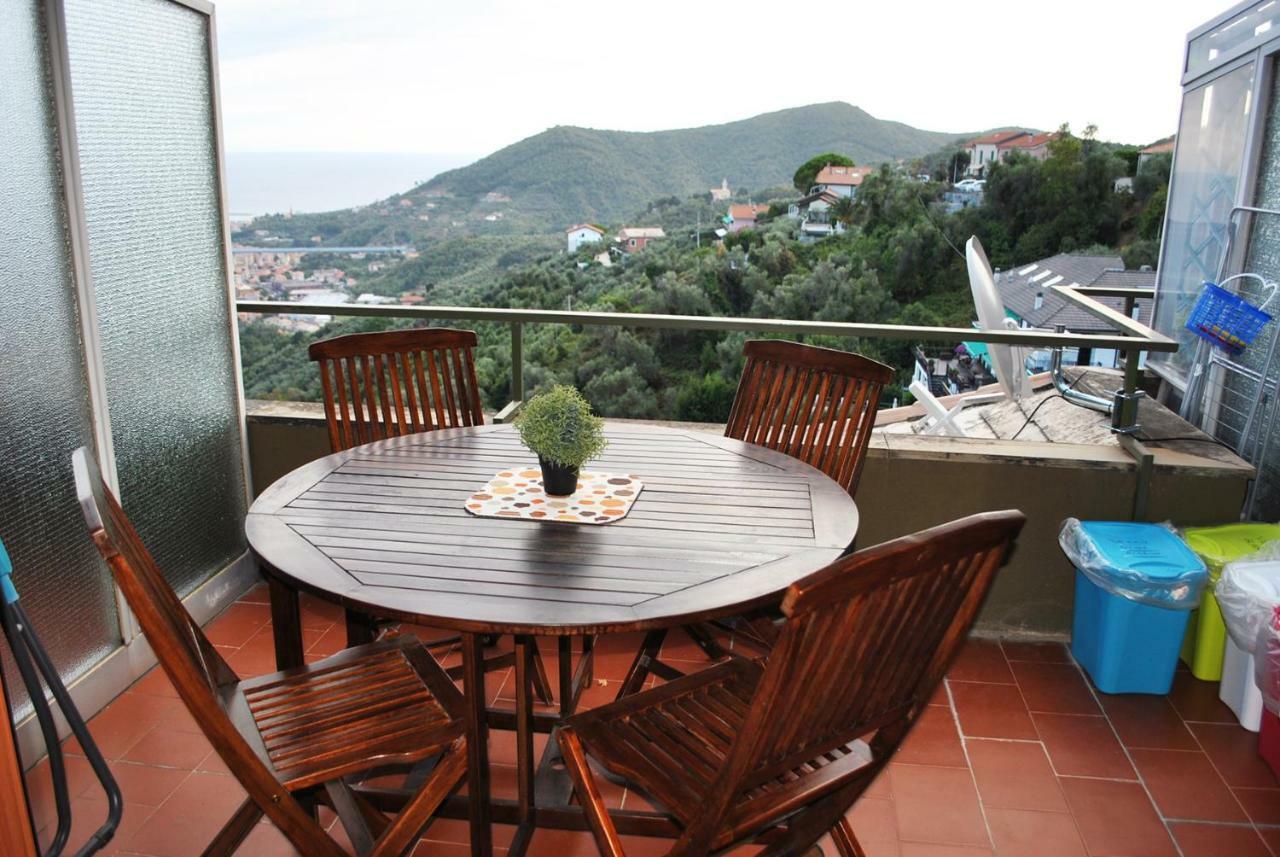 Tigullio Vacations: Lo Chalet Sul Mare Leivi ภายนอก รูปภาพ